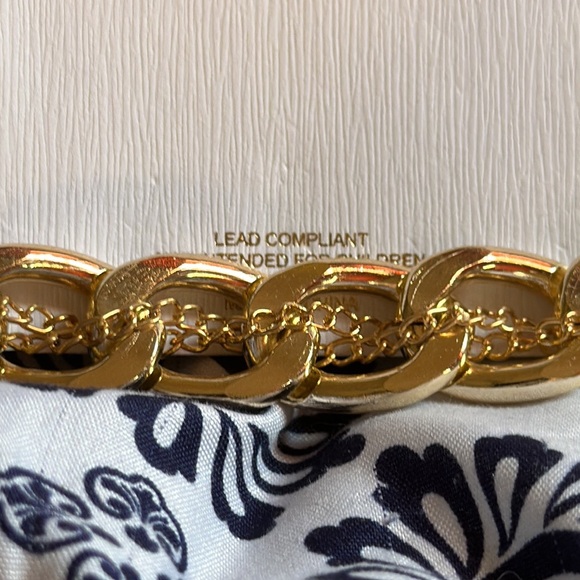 Chloe’s Accessory Gold Necklace Lead compliant NEW - Picture 3 of 9